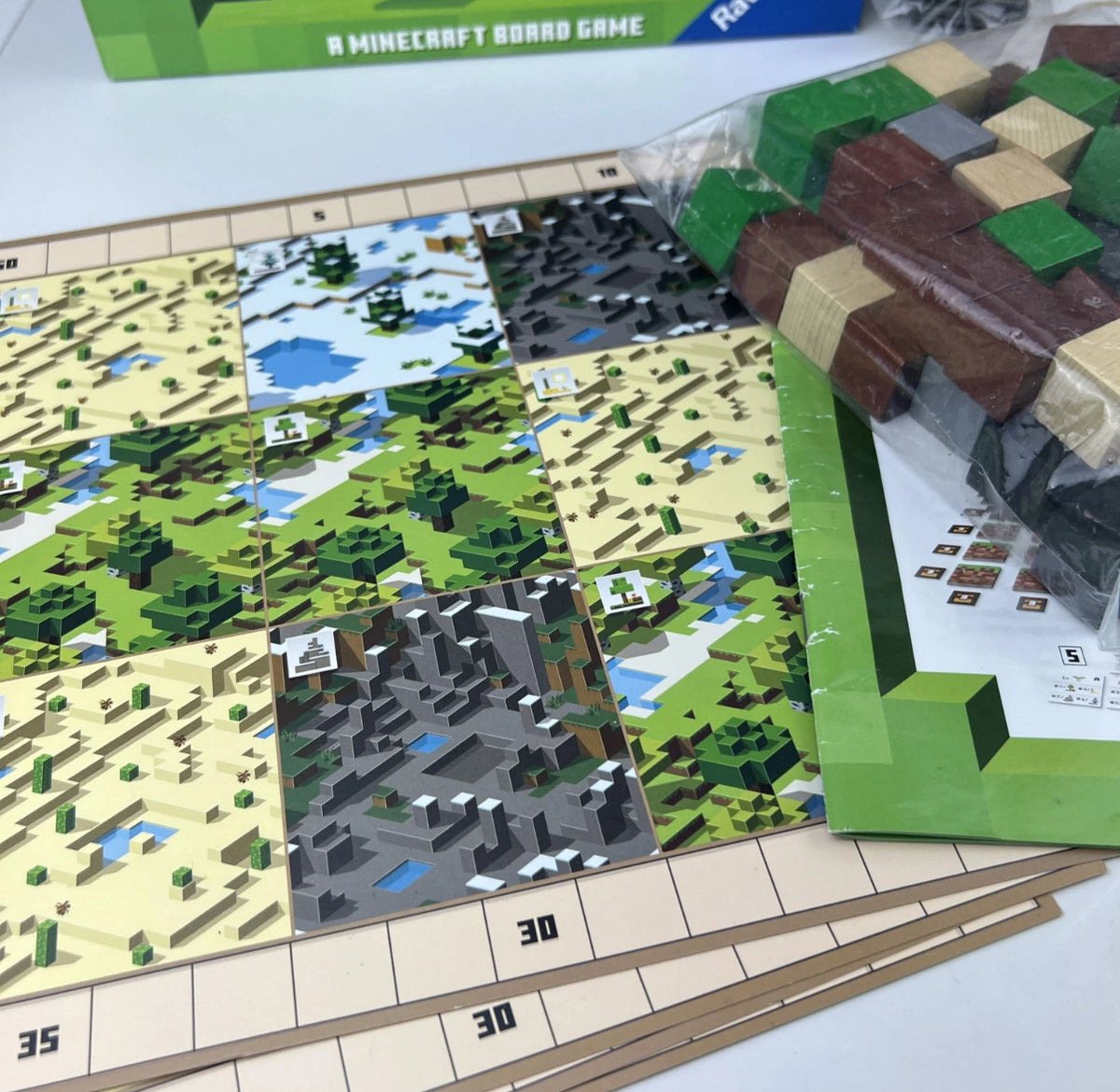 Minecraft Builders & Biomes Board Game Farmer’s Market Expansion Ravensburger