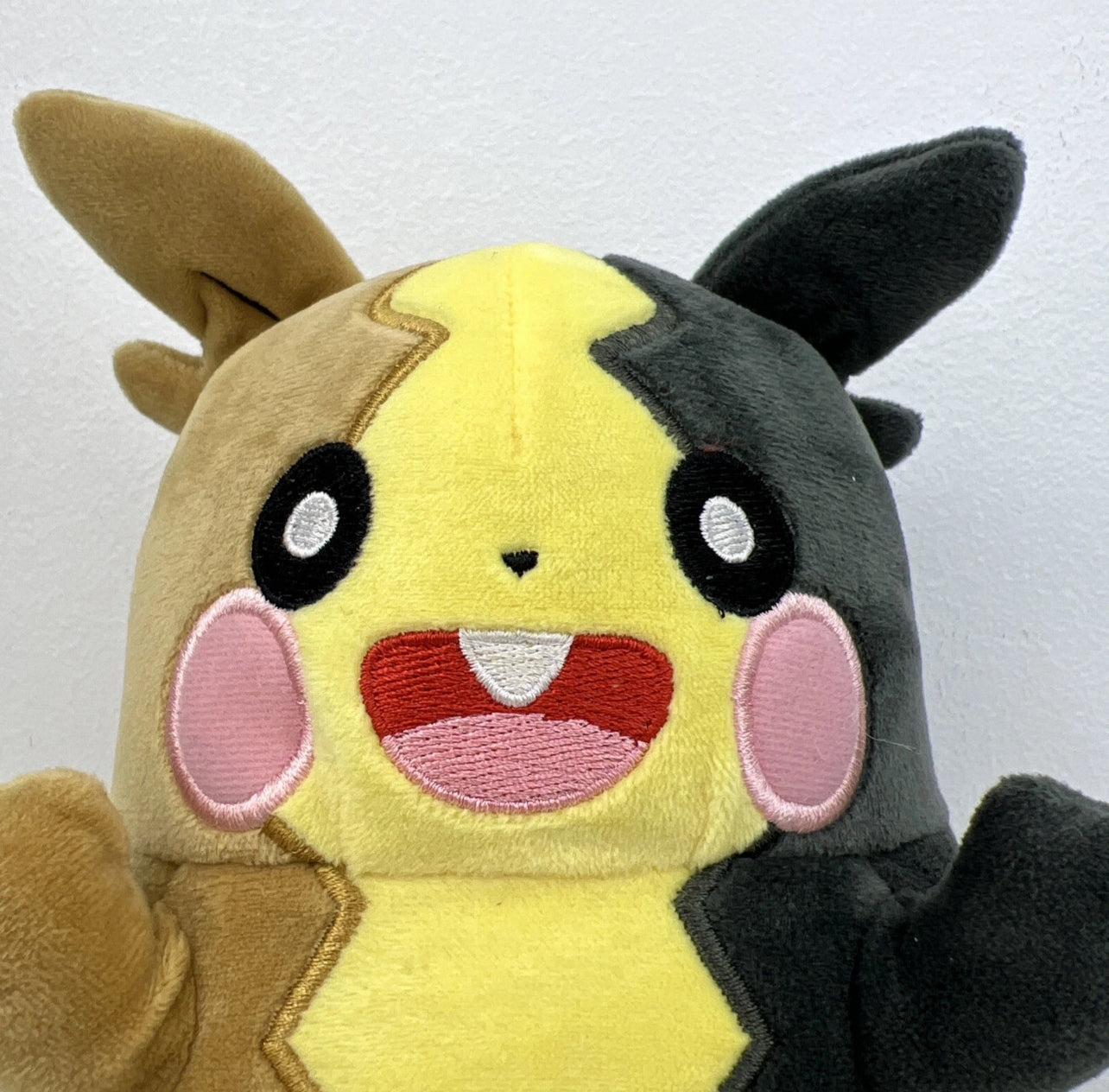 Pokémon Morpeko Plush 8” WCT Genuine