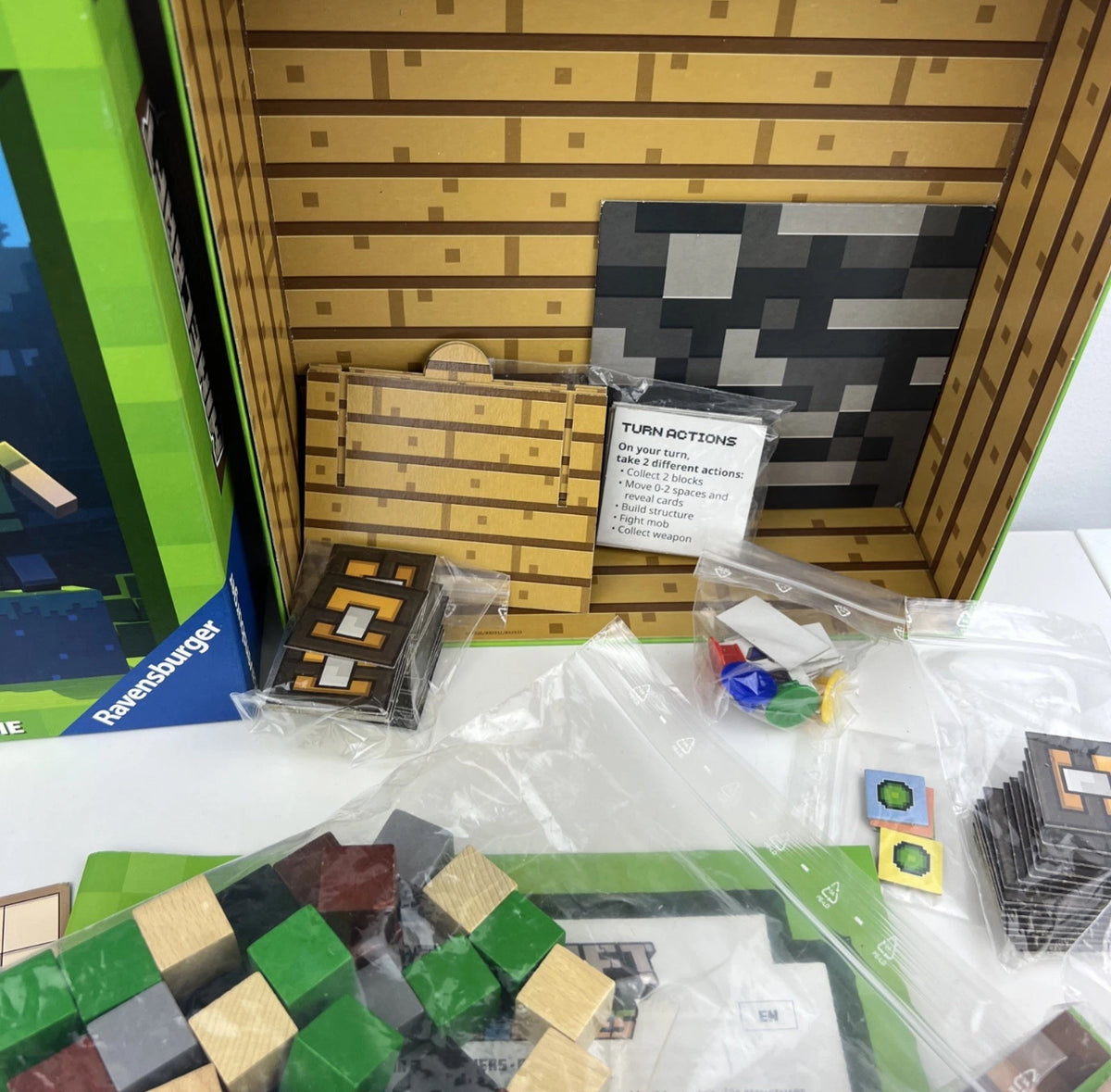 Minecraft Builders & Biomes Board Game Farmer’s Market Expansion Ravensburger