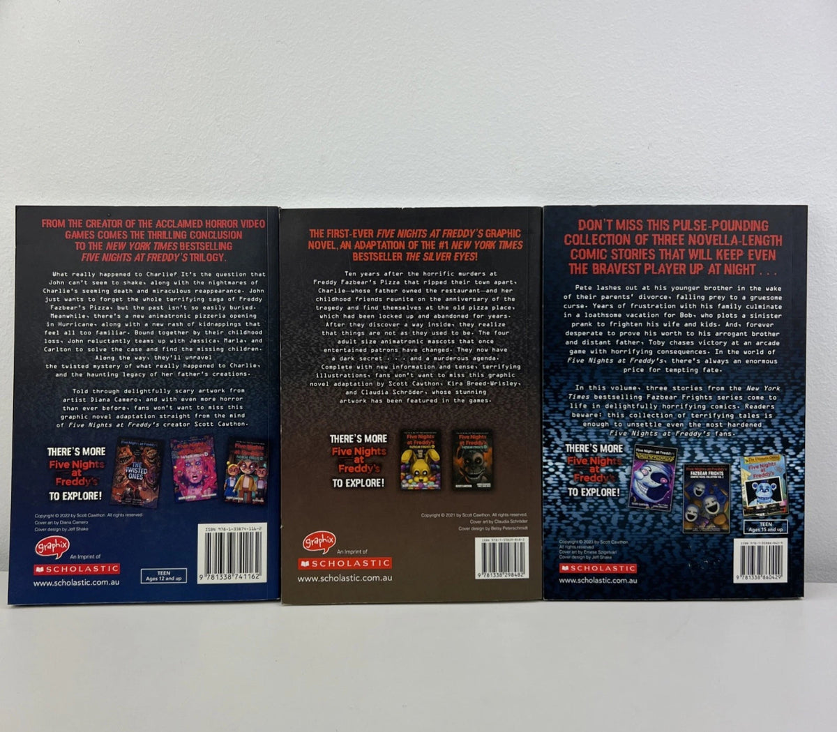 Five Nights at Freddy’s 3 Book Bundle Graphic Novels Silver Eyes