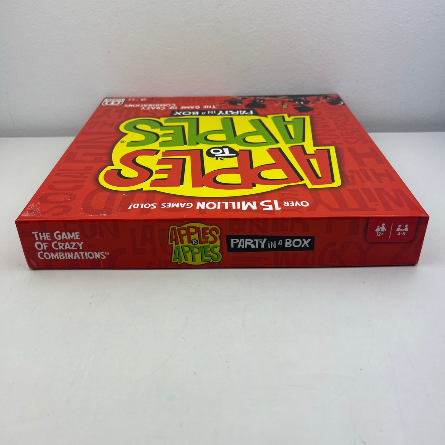 Mattel Apples to Apples Party in a Box Game The Game of Crazy Combinations